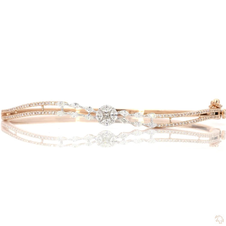 Aquilina Bracelet: Flowing Elegance of Light