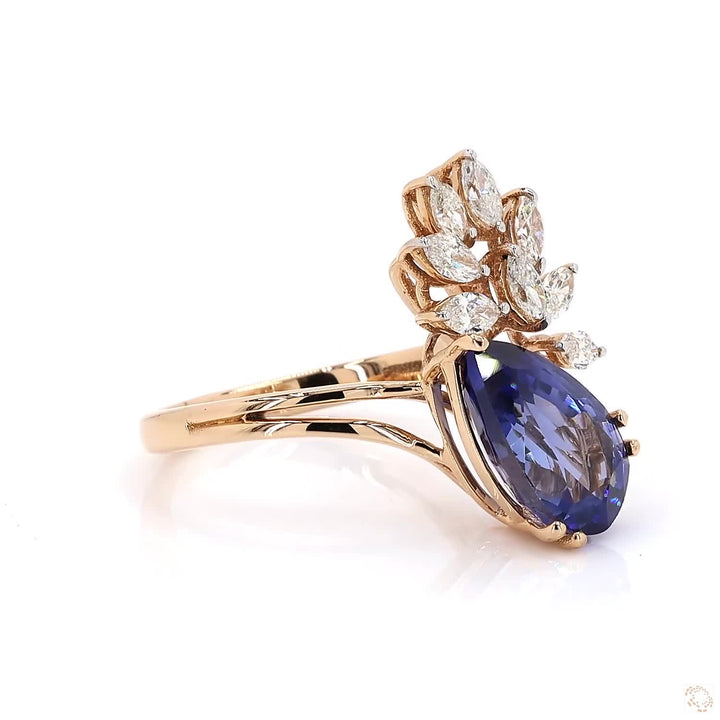 Blue Horizon : Classic Charm Cocktail Ring