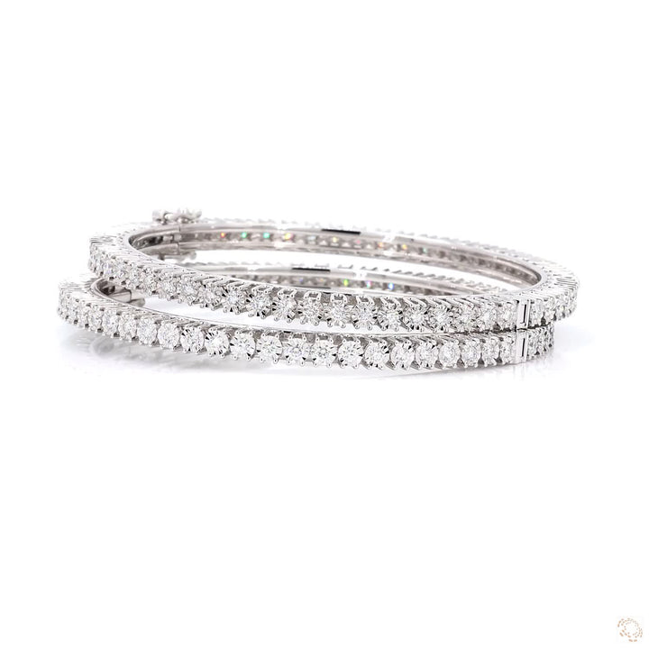 Eternal Elegance - Solitaire Round Bangle