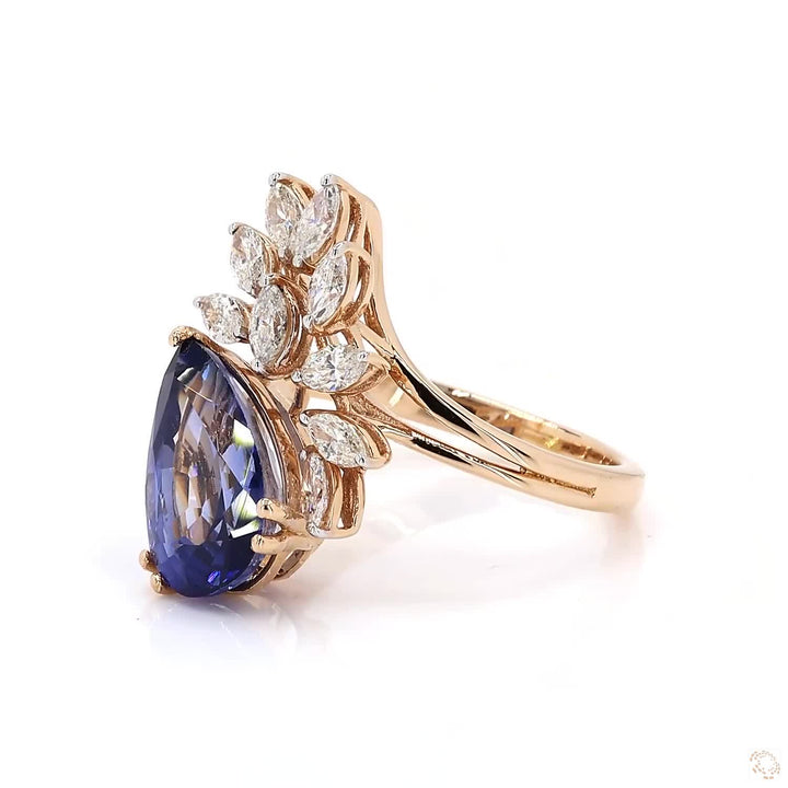 Blue Horizon : Classic Charm Cocktail Ring