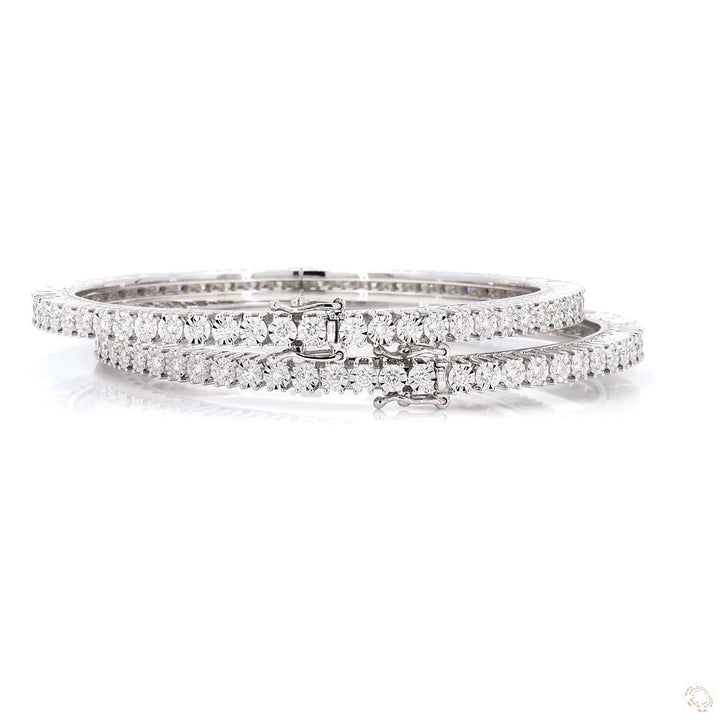 Eternal Elegance - Solitaire Round Bangle