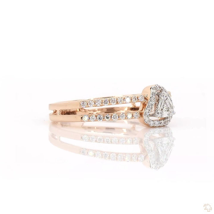 Heart's Triangular Desire : A chique Engagement ring.
